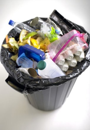 2014-03-21-Mülleimer-go-feminin