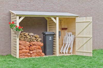 Park-Brennholz-Schuppen